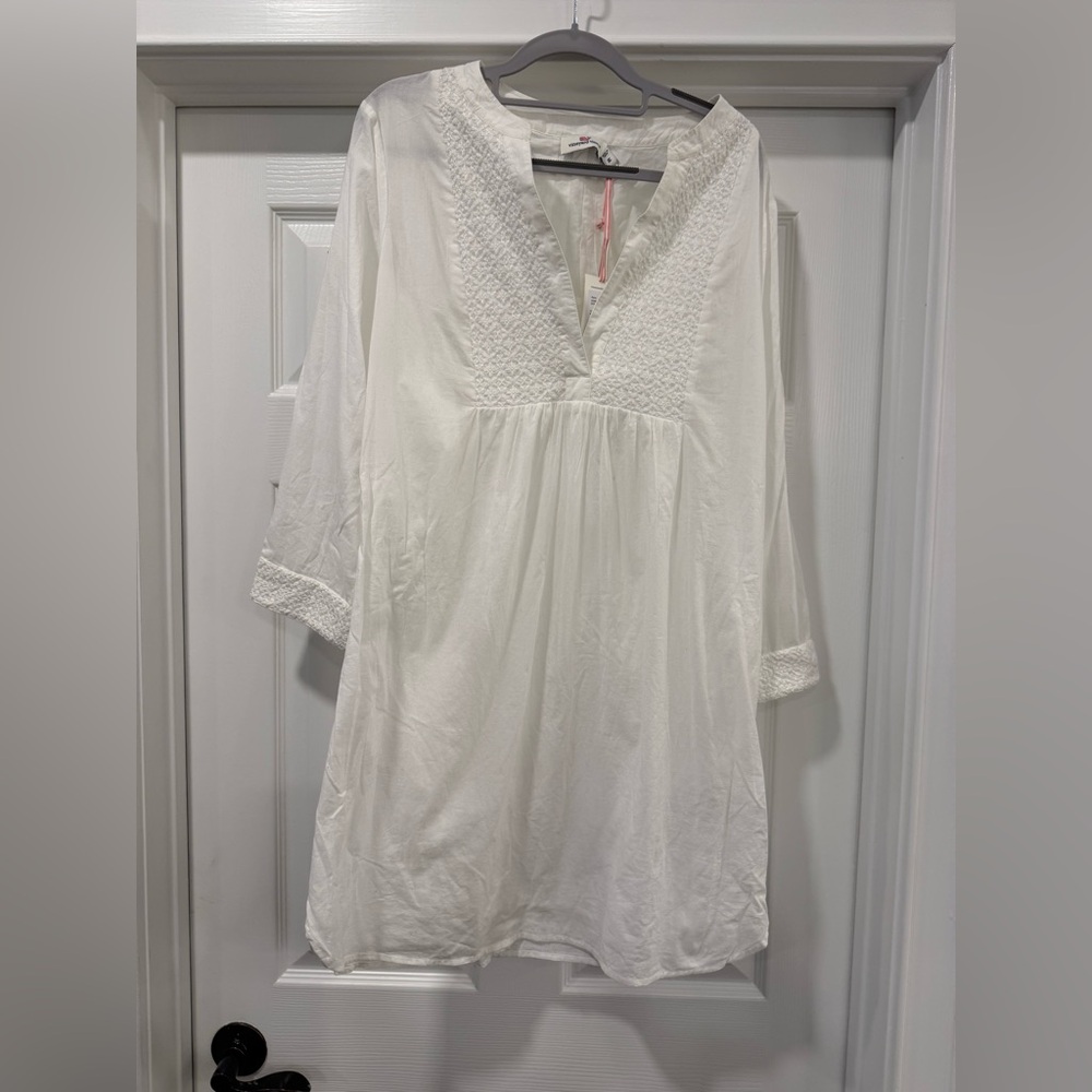 Vineyard Vines White Dress